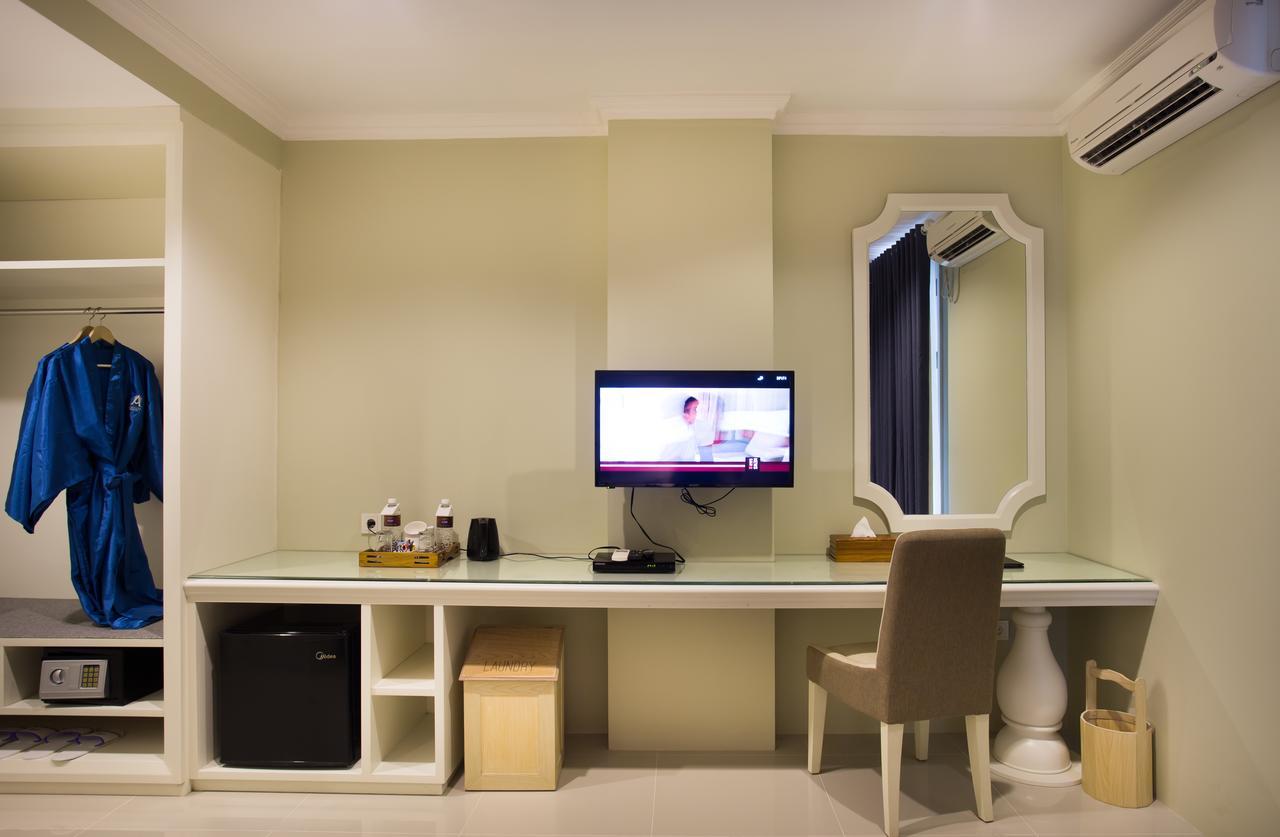 Amalfi Hotel Seminyak Habitación foto